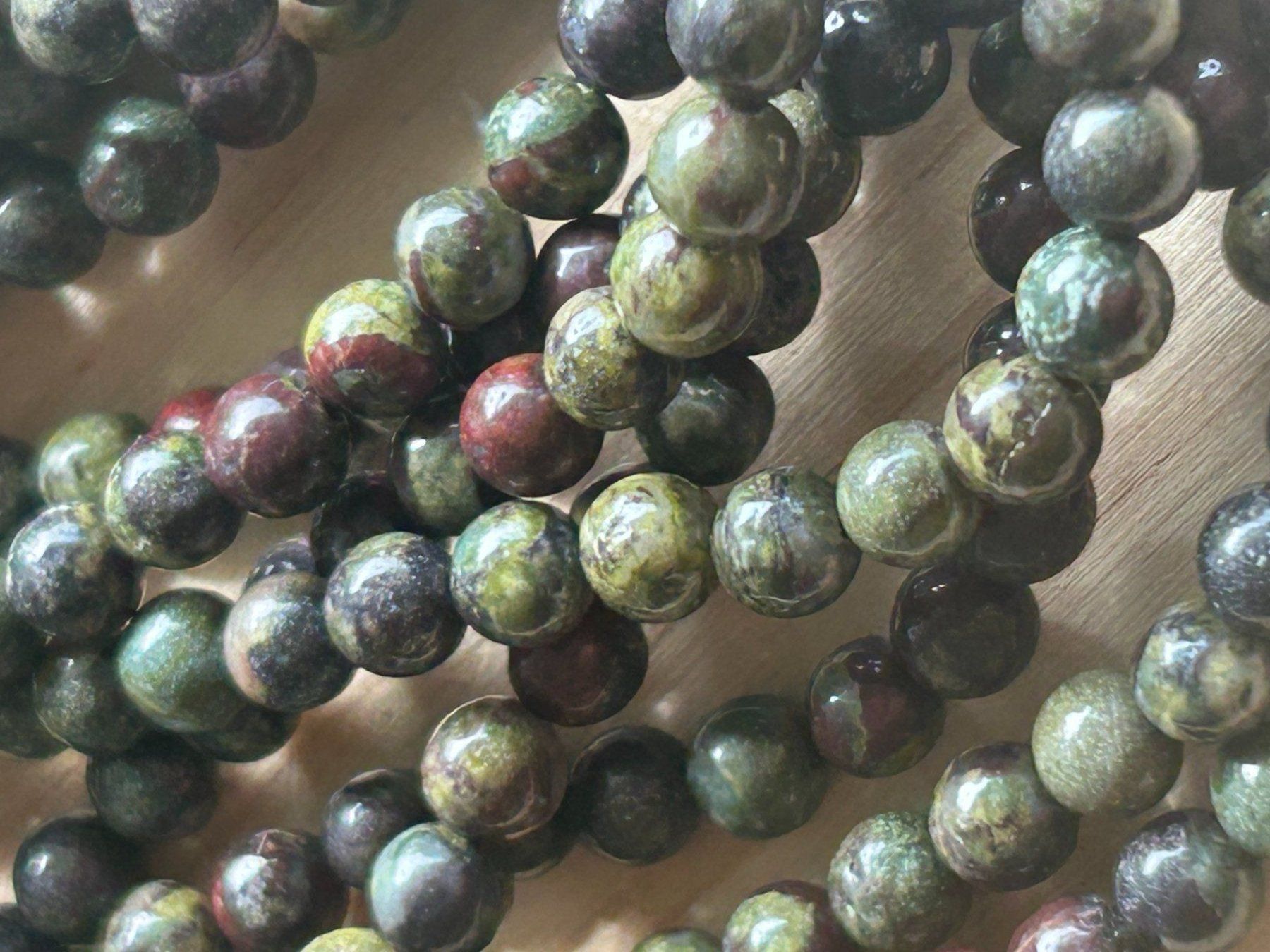 Pietre preziose: Strang echte dragon blood beads 4 mm – Nuovo e nell'imballaggio originale da Niederrohrdorf venduto da Ytobi