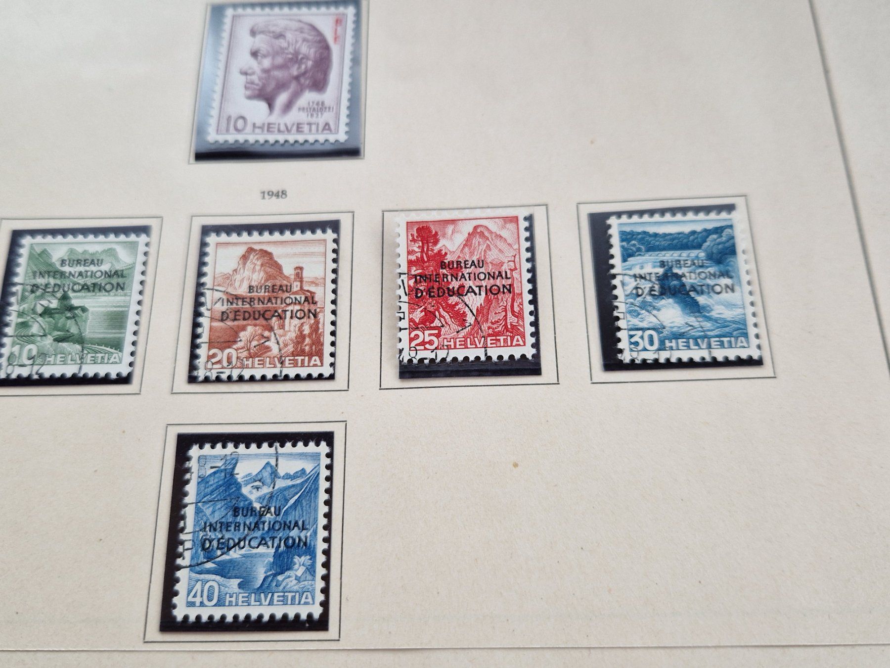 Tutti i francobolli: Ansammlung Dienst, ab 1.- – Usato da Burgdorf venduto da Glossy01 5