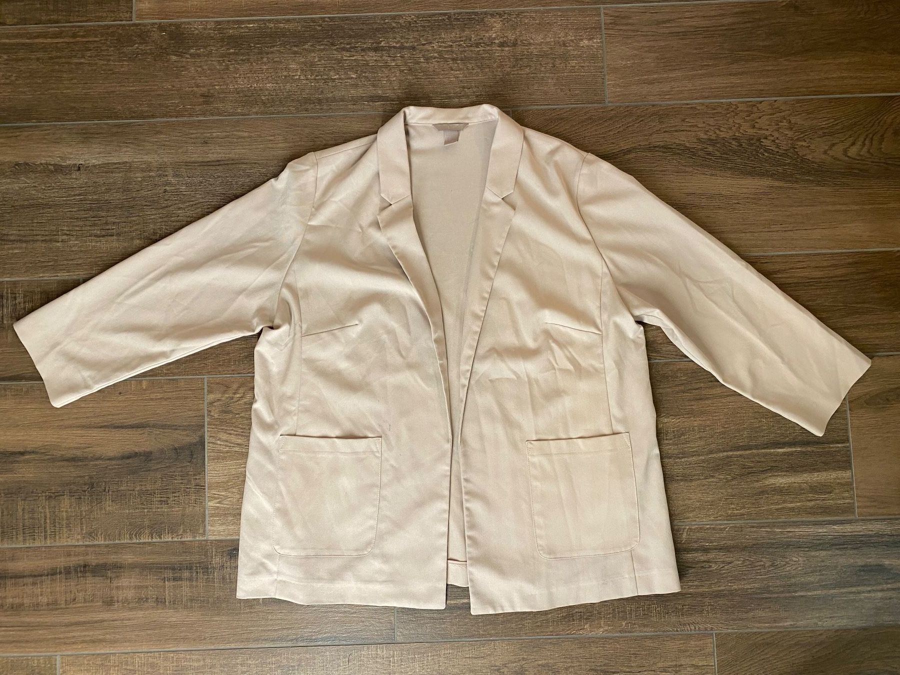 H&M Jacken: H&M Blazer rosa leicht verfärbt Gr. 50 – Gebraucht aus Pratteln von a23_j2gs