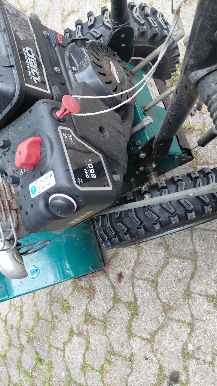 Tutte le macchine: Schneefräse  – Usato da Hoffeld venduto da Martini7000 2