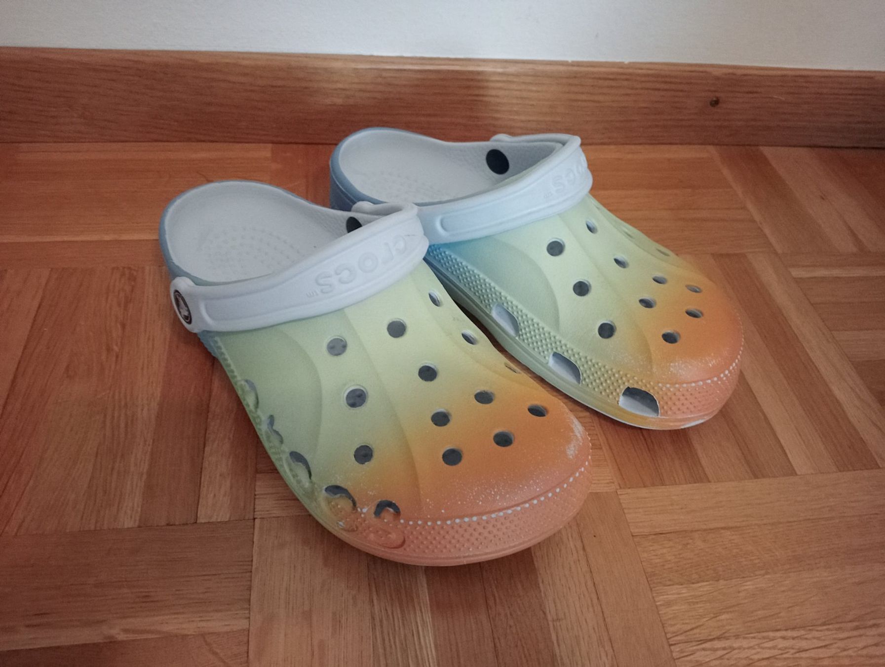 Crocs Scarpe da donna: Crocs 38-39 (24 cm) – Usato da Rüfenacht BE venduto da anemask
