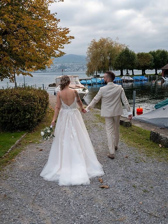 Robes: Hochzeitskleid – D'occasion à Uster par ste_v8f7 2