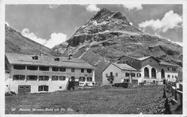 Bernina (GR) Pension Berninahaus mit Piz Alv