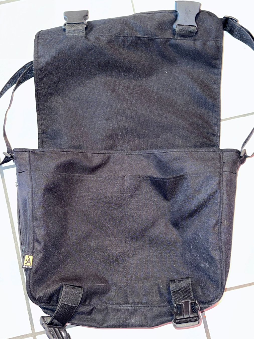 Borse: A-STYLE: Black Bag – Usato da Sementina venduto da GulliCo 1