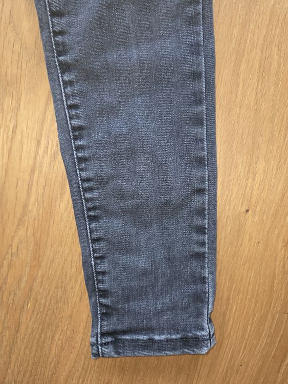 Levi's Jeans: Levi's skinny Jeans – Gebraucht aus Stein AG von MARILiii89 4
