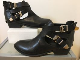 CATWALK BLACK SHOES size 40