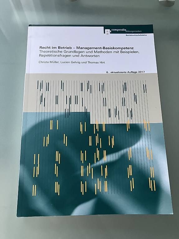 Libri: Compendio Recht im Betrieb – Usato da Wünnewil venduto da thomas1093