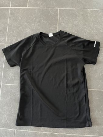 Sportshirt Black Neu