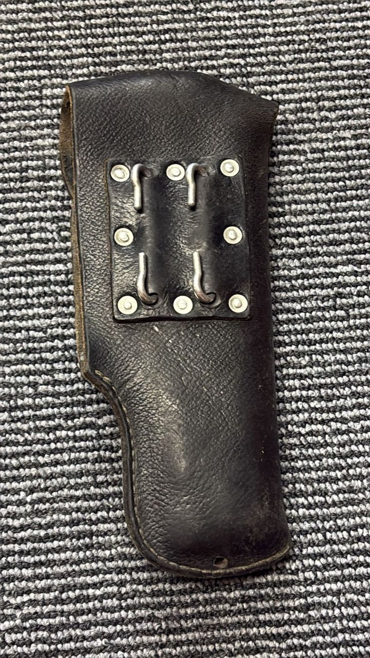 Schweizer Armee Uniformi: Pistolen-Holster – Usato da Wangen b. Olten venduto da Hba2 1