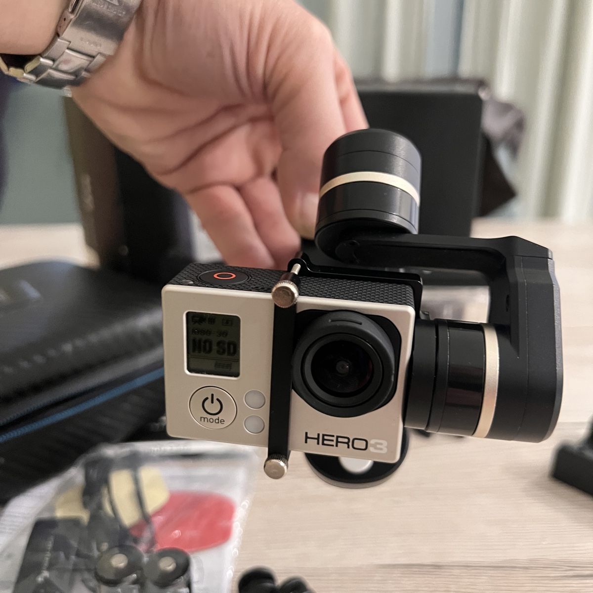 Gopro Action Cam: GoPro HERO3 Silver Edition mit Feiyu Tech Gimbal – Usato da Unterkulm venduto da Sita013 7