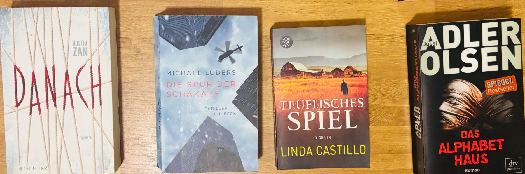 Livres: Bücherpaket/ 12 Krimis/Thriller – D'occasion à Basel par NellyBotti 3