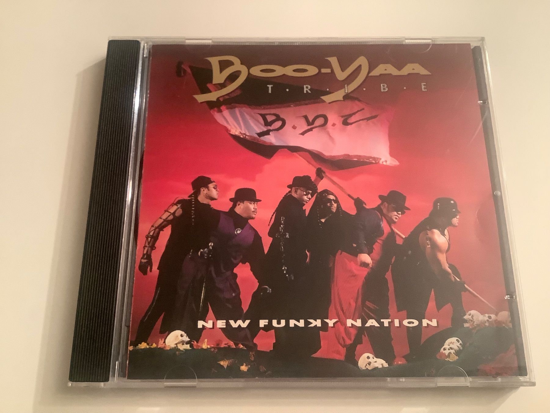 CD: Boo - Yaa T.R.I.B.E / New Funky Nation / 1990 – Usato da Dübendorf venduto da Shreck