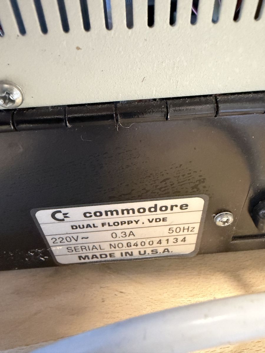 PCs: Commodore CBM 4040 Dual Drive Floppy Disk – Gebraucht aus Strengelbach von RaenAntikDesign 3