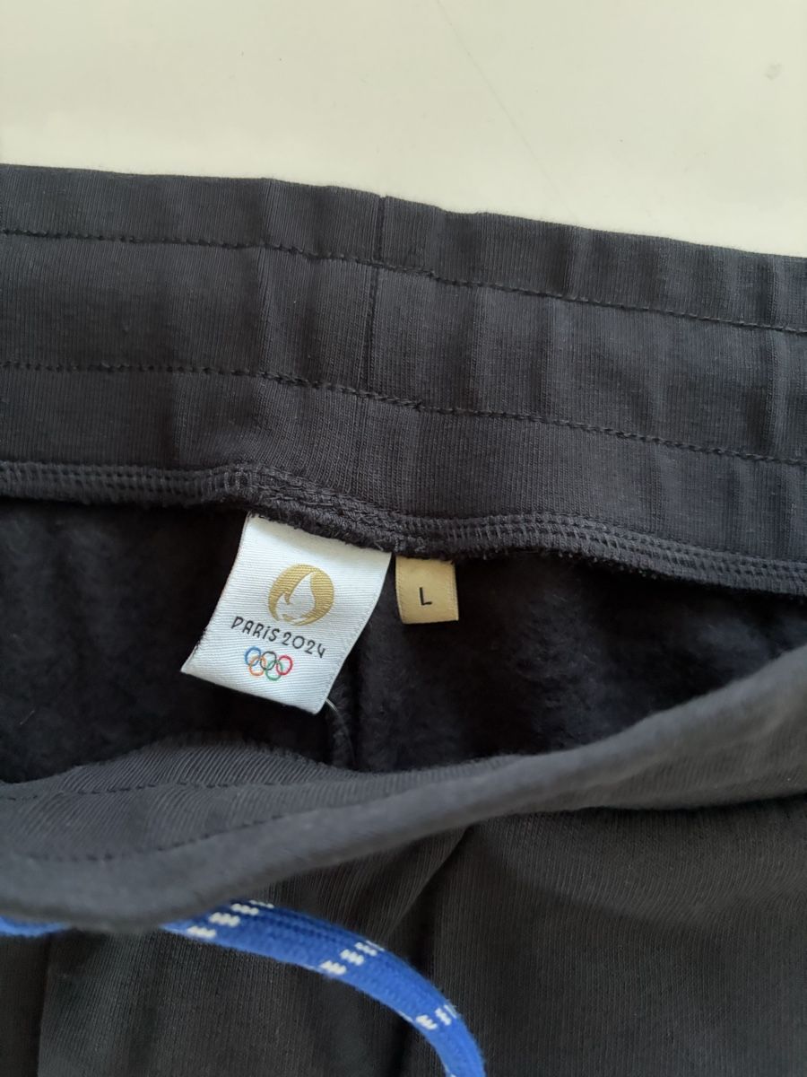 Canottiere & Pantaloni: Short Paris 2024 NEW taille L – Nuovo e nell'imballaggio originale da Vevey venduto da Eiden77 4