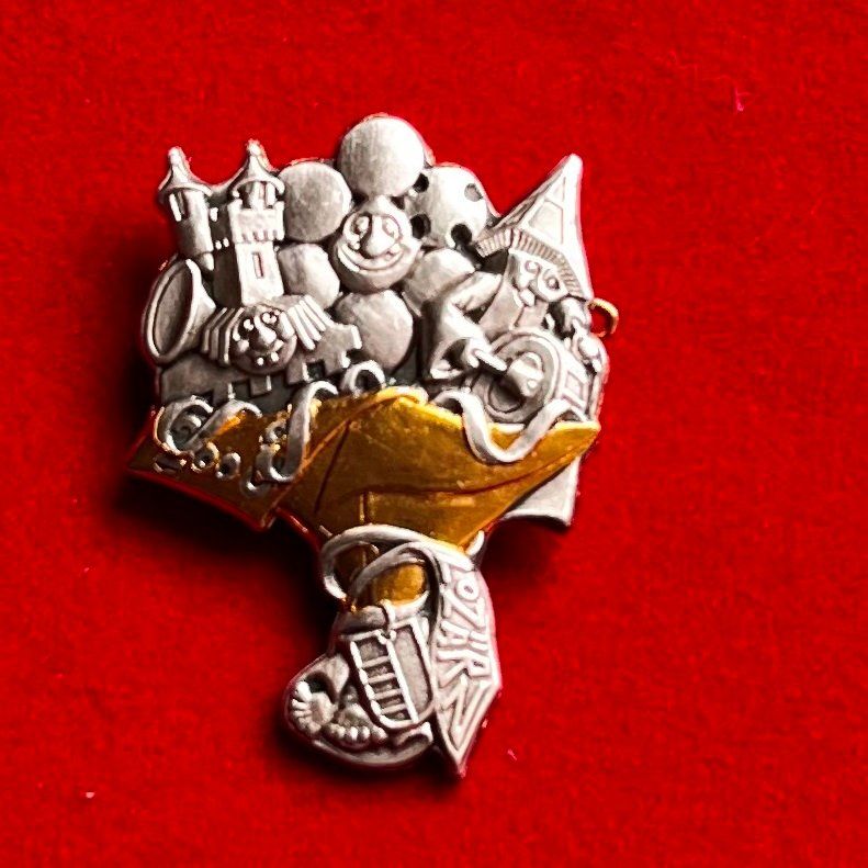Placchette & Badge: Fasnachtsplakette Luzern Komitee B 2008 – Usato da Obernau venduto da Wgnom