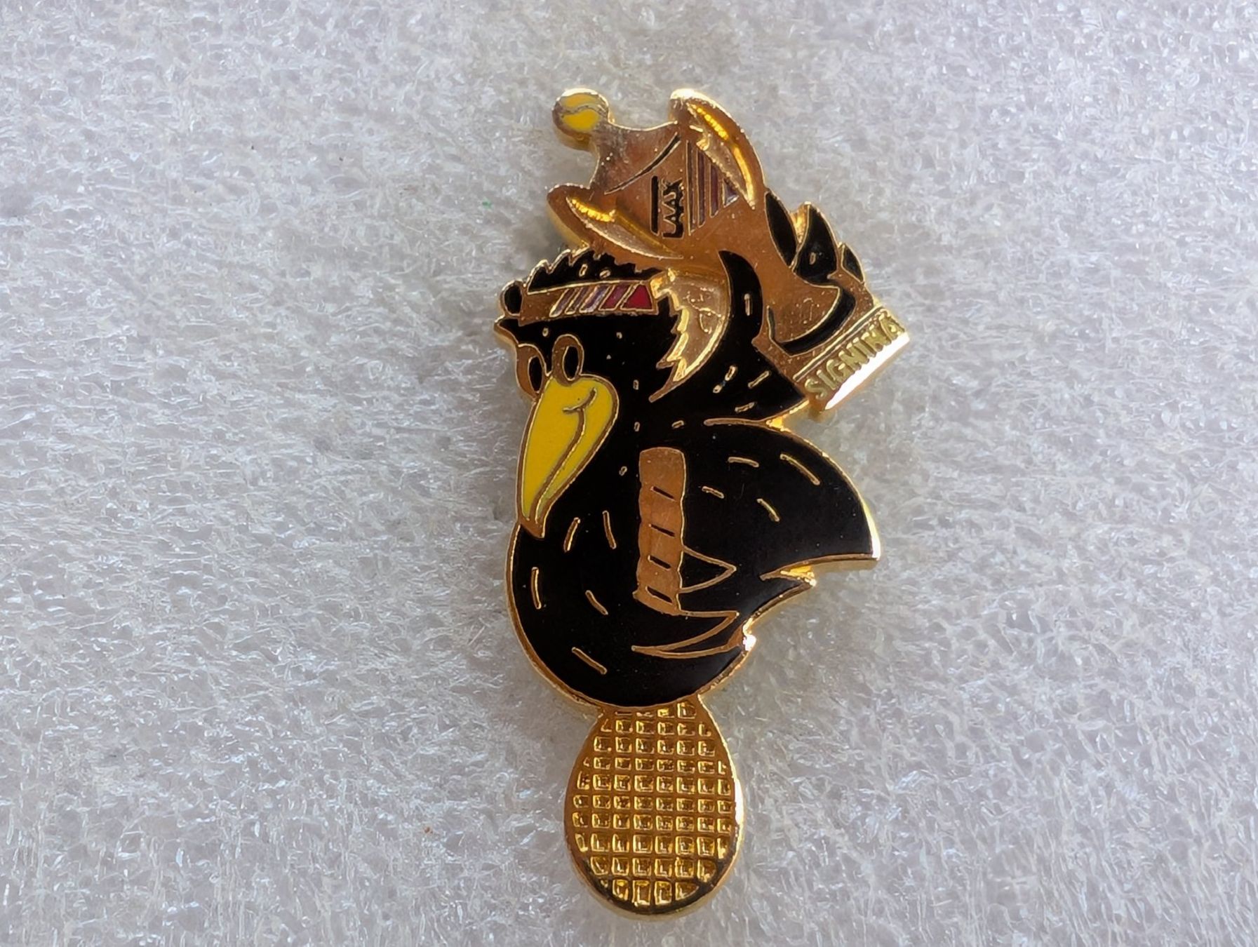 Plaketten & Abzeichen: Ansteckpin 45: – Gebraucht aus Oppligen von Pin-Fall-Shop