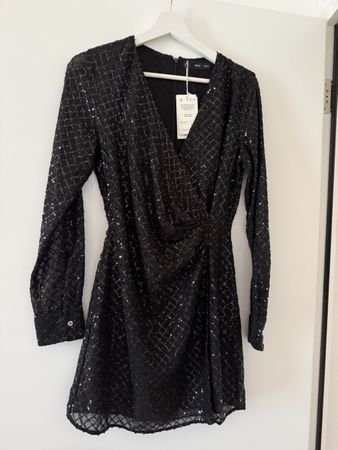 Neues Paillettenkleid von MNG / Mango, Gr. S, mit Etikett  