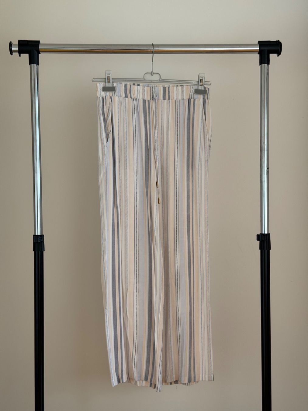 Pantalons: Chicorée Damen Hose gestreift – D'occasion à Basel par swi_yp7p