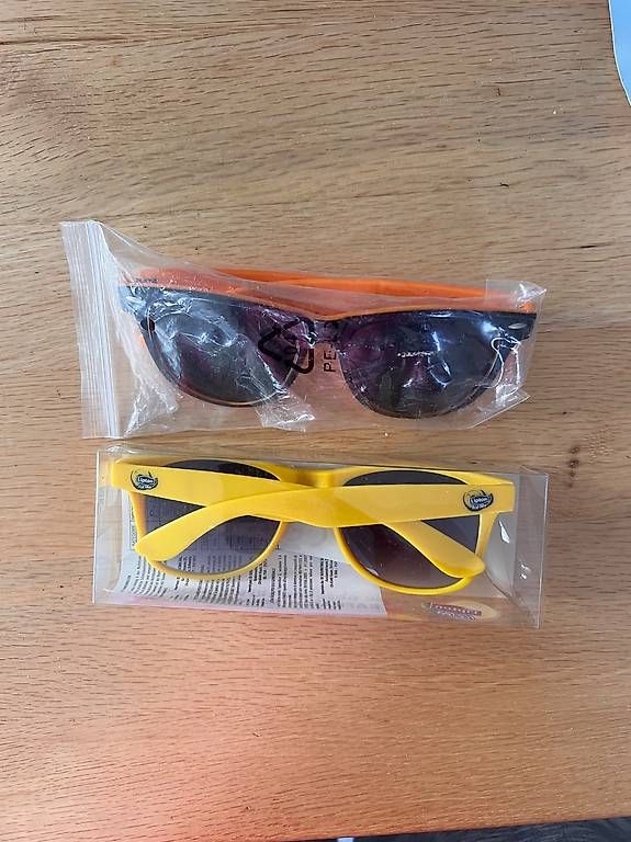Occhiali & Lenti: Lunette de soleil Lipton Ice tea & orange  – Usato da Yvonand venduto da seb_nh7j