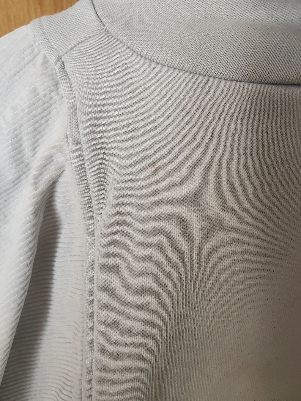 Nike Pullover & Sweatshirts: nike air Rollkragenpulli hellblau S  – Gebraucht aus Wil SG von Peachy 2