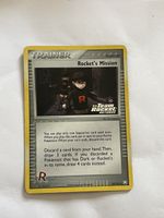 Pokemon Karte Rocket‘s Mission Stamped Team Rocket Returns