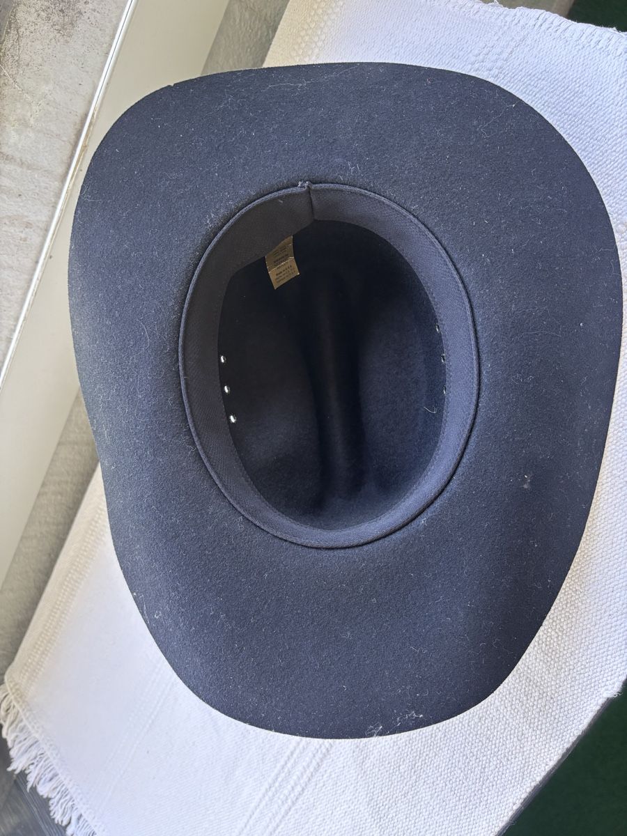 Chapeaux, bonnets & casquettes: Cowboyhut – D'occasion à Zug par Biki72 2