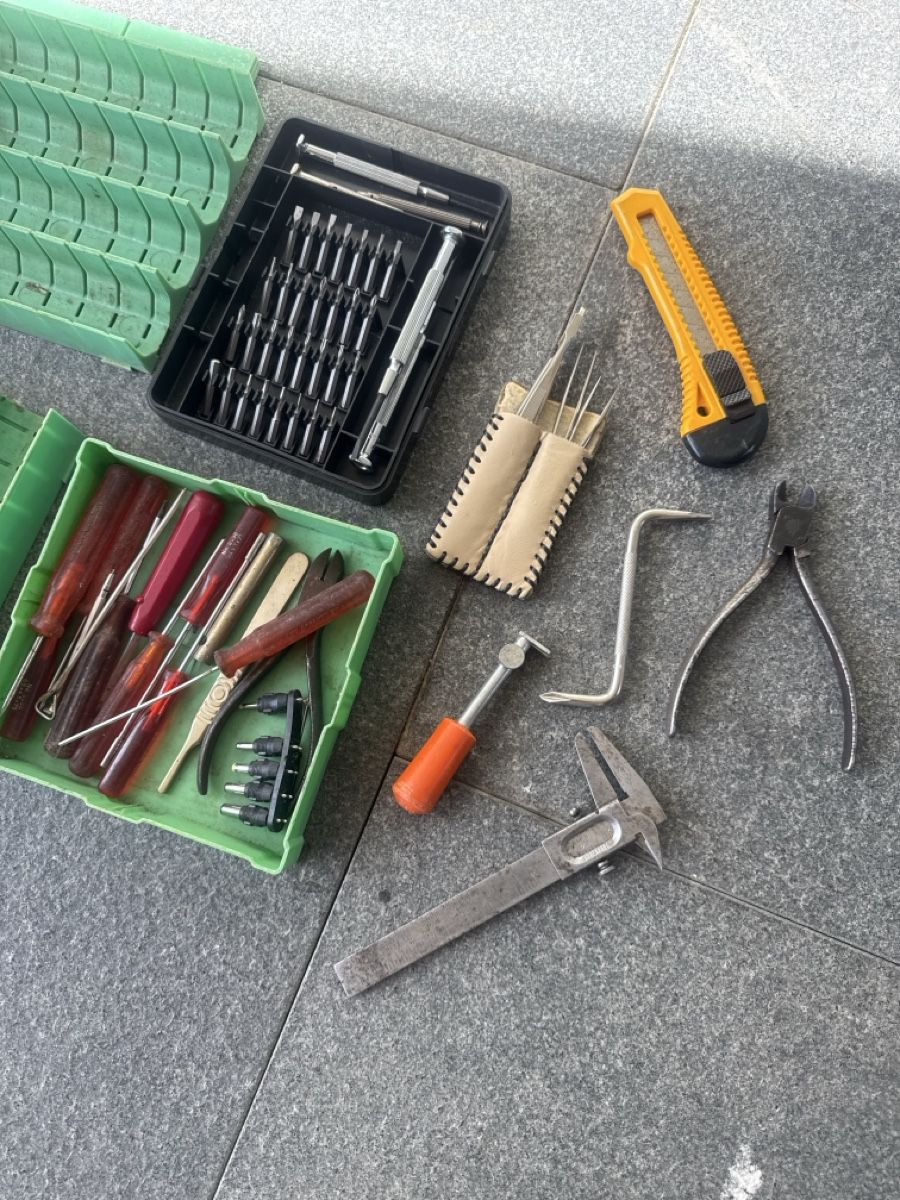 Tous les outils: Werkzeug – D'occasion à Horriwil par Carrera68 4