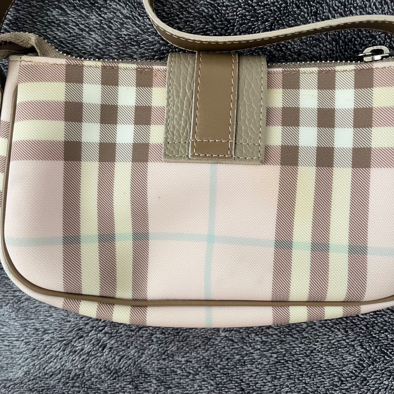 Burberry Taschen für Damen: Burberry Nova Check Shoulder Bag – Gebraucht aus Zug von saskia-chiara 8
