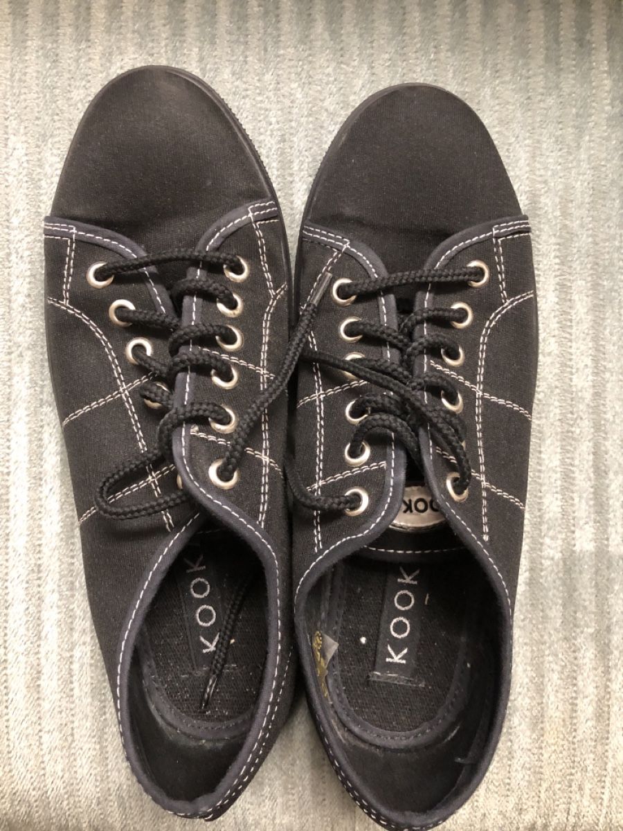 Scarpe da donna: Damenschuh Kookai schwarz Grösse 40 – Nuovo (secondo la descrizione) da Zürich venduto da sab_d82w