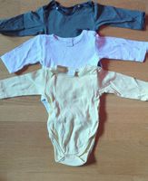 2 x  Bodys Grösse 62/68 und 1 x Grösse 62 top Zustand