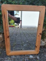 Holzrahmen Spiegel  Landhausstil Holz gut erhalten 55x76x2.5