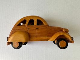 Citroen 2CV aus Holz, Döschwo