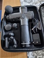 Massagepistole mit Carbonoptik NEU N.P.80Fr.