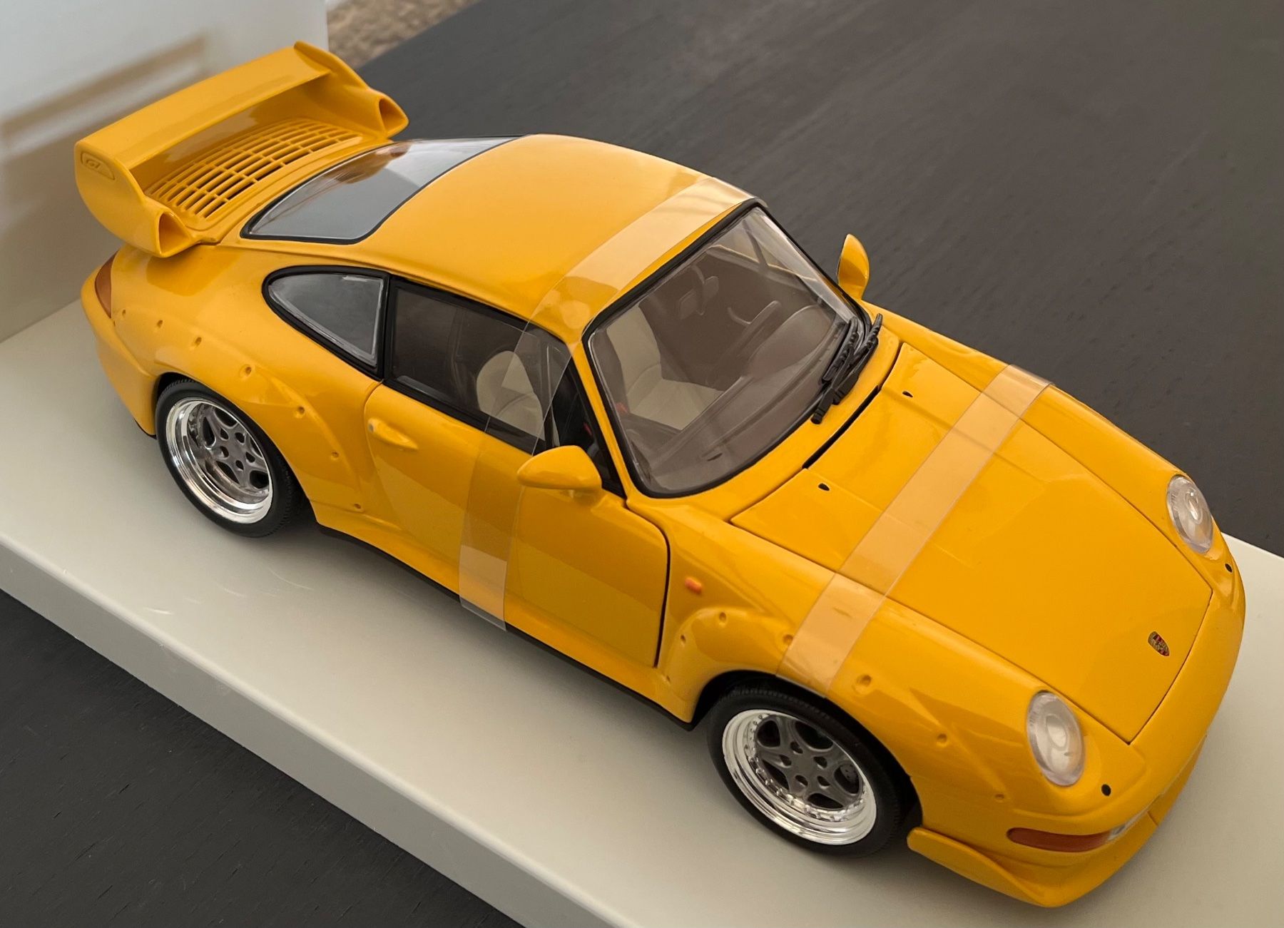 Porsche Modellautos: UT Porsche 911 GT2 1997 1:18 – Gebraucht aus St-Cergue von ncu_t267 2
