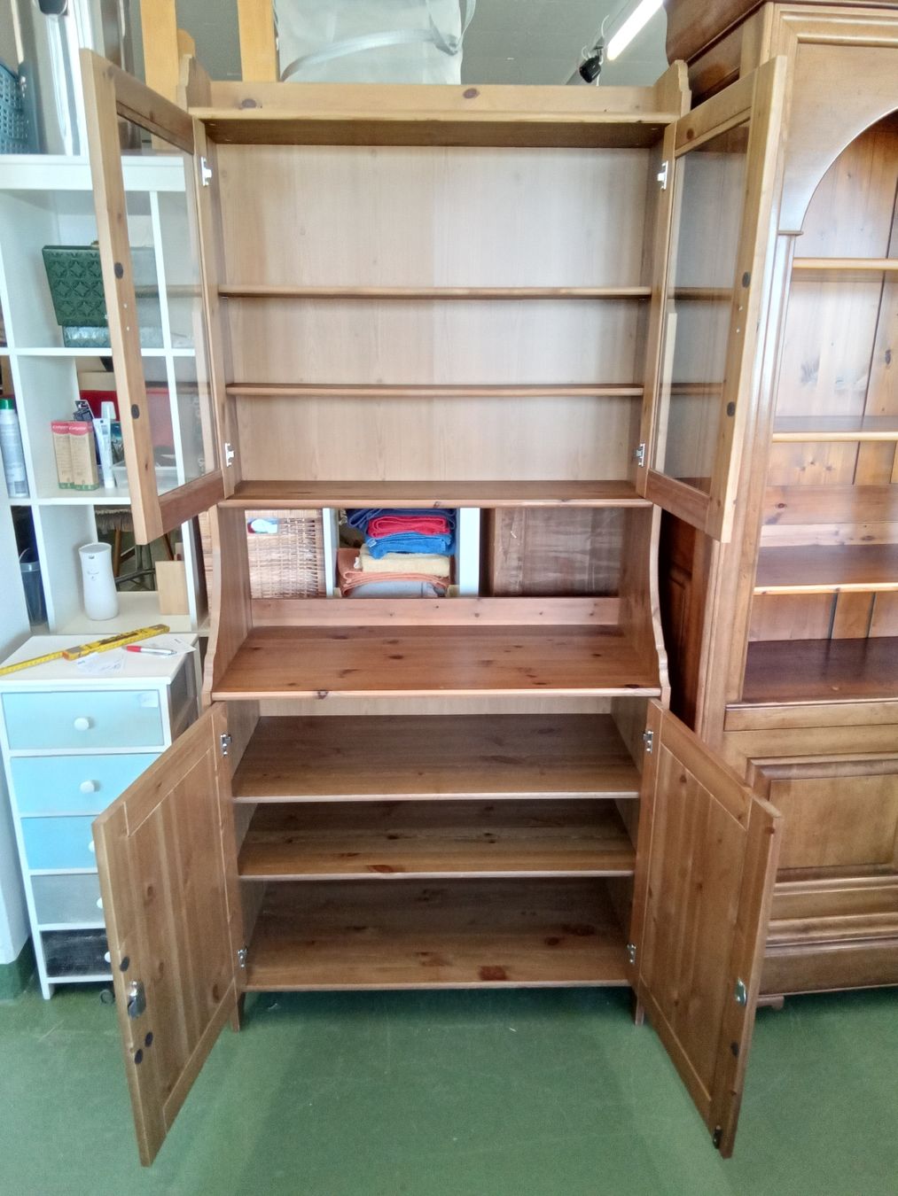 Ikea Vetrine: Holzvitrine Ikea Leksvik Buffet – Usato da Pratteln venduto da Cartonsducoeur_bl 1