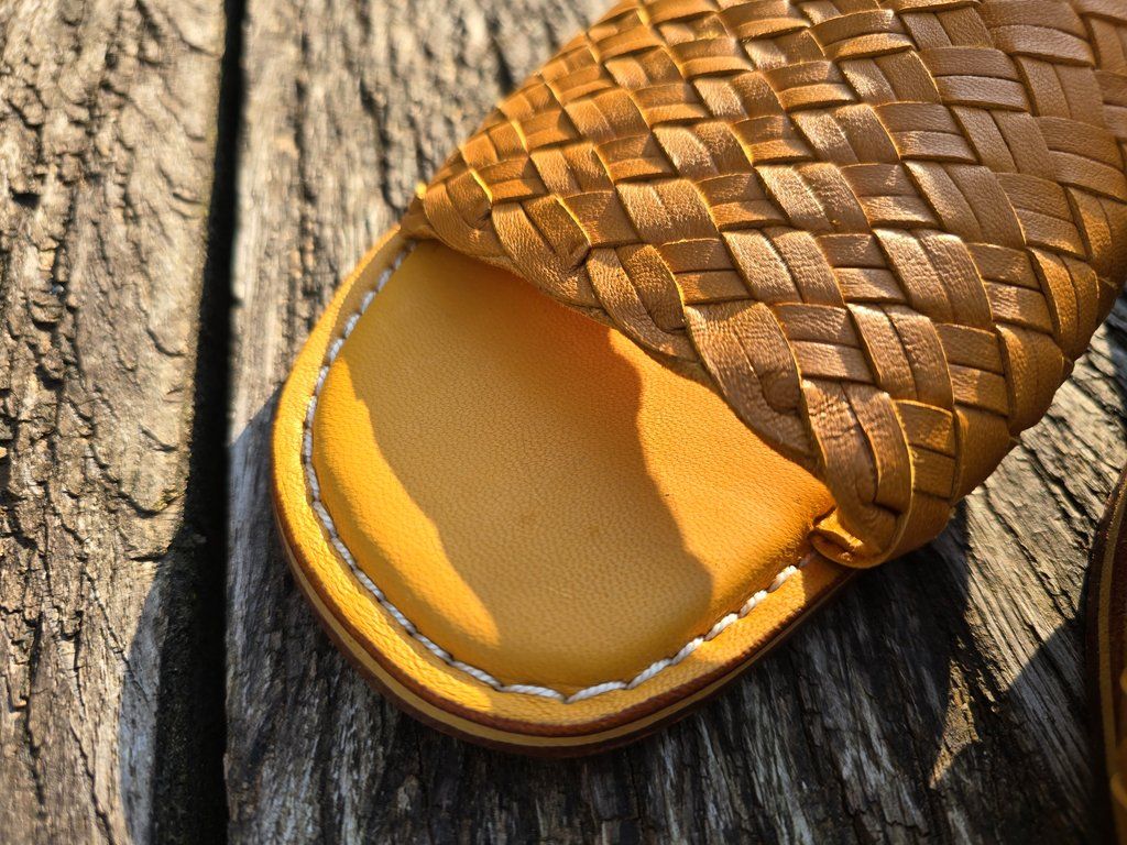 Scarpe da donna: Leder: Sandalen Leder gelb (40) – Nuovo (secondo la descrizione) da Romanshorn venduto da Rachacha 1