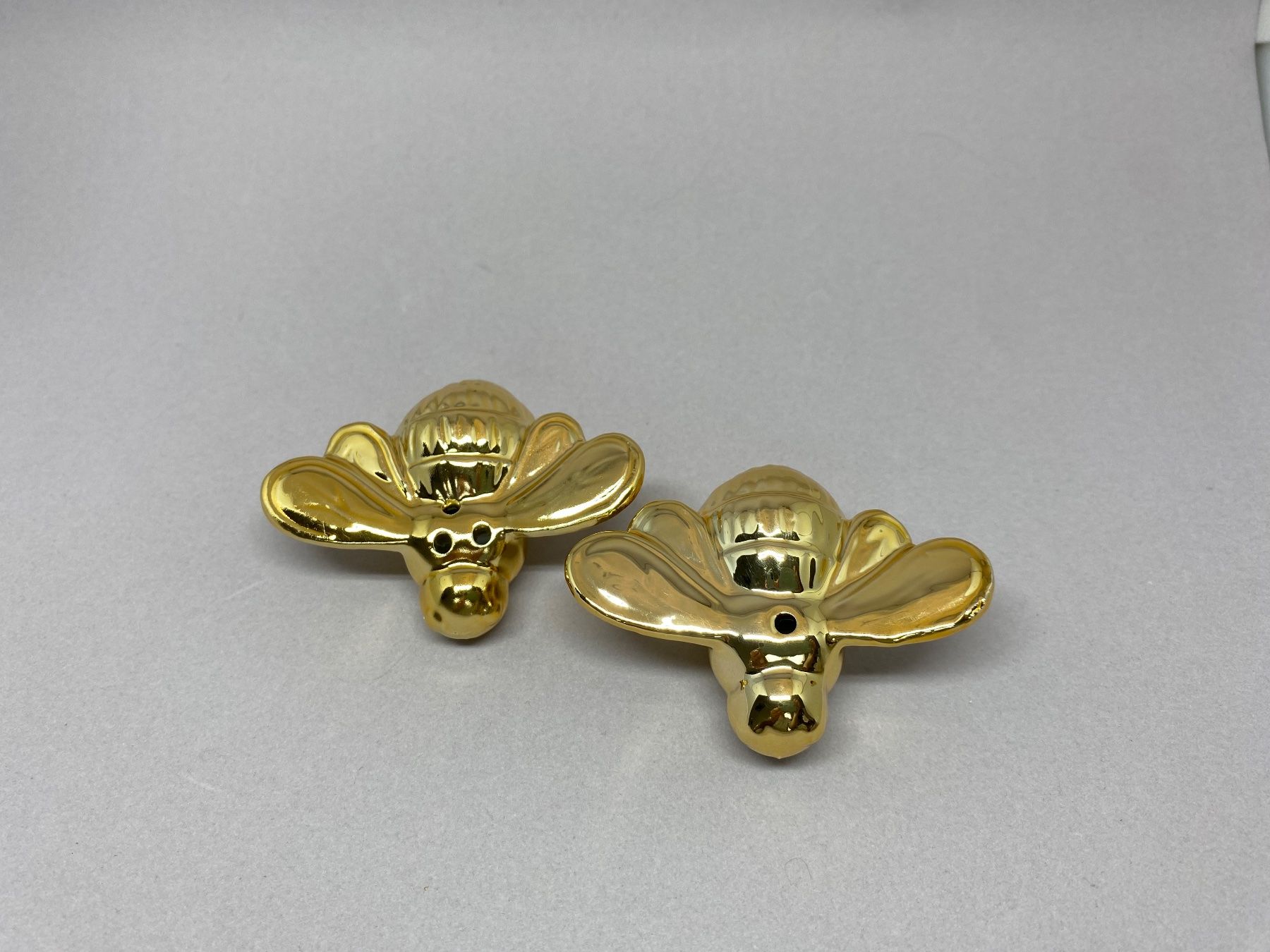 Tutte le decorazioni: Queen Bee - Set Sale & Pepe Gold – Nuovo (secondo la descrizione) da Agno venduto da Saretta77 1