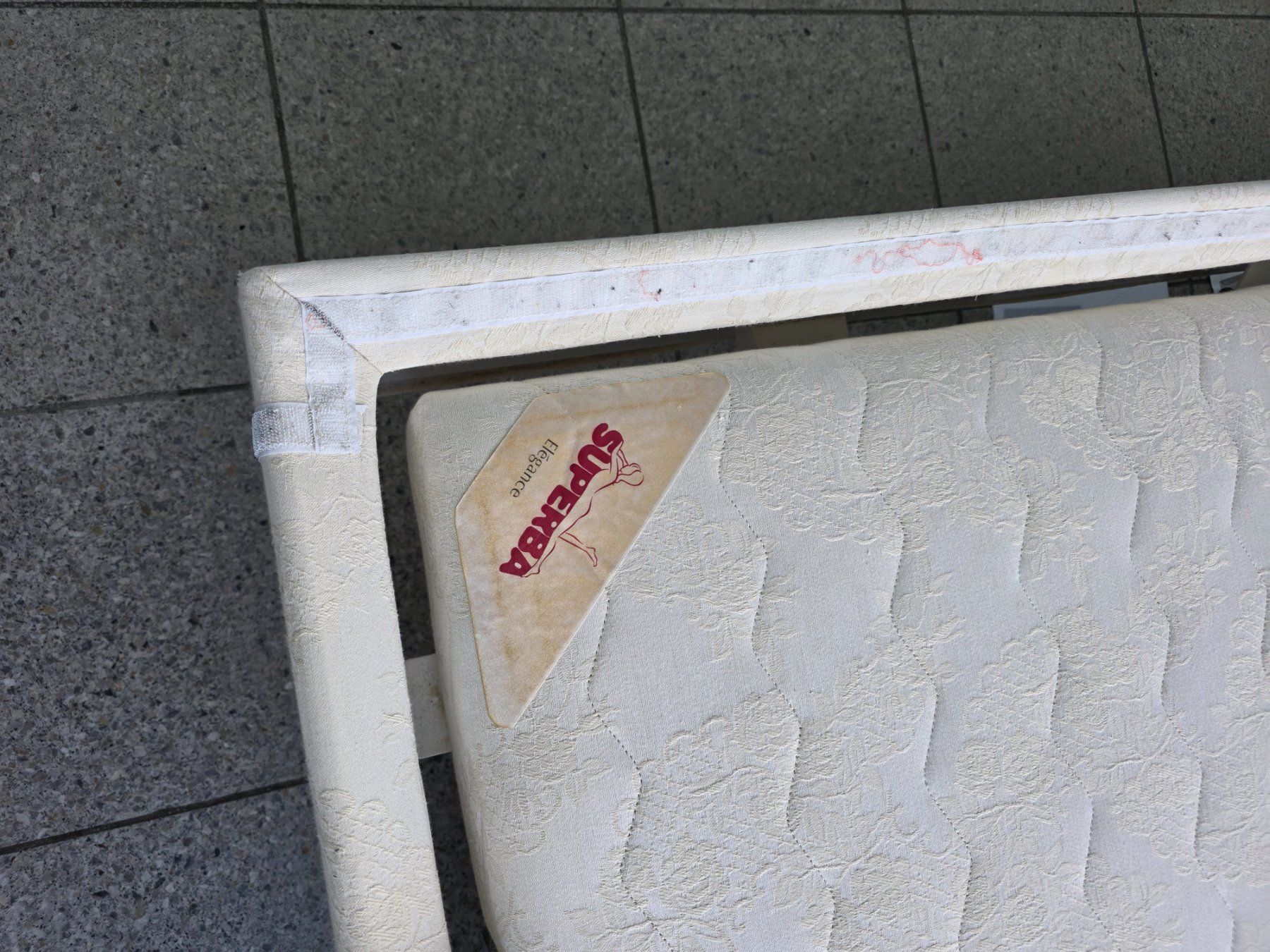 Letti: Superba Elegance Bett elektrisch verstellbar – Usato da Zürich venduto da mbu_nkj8 1