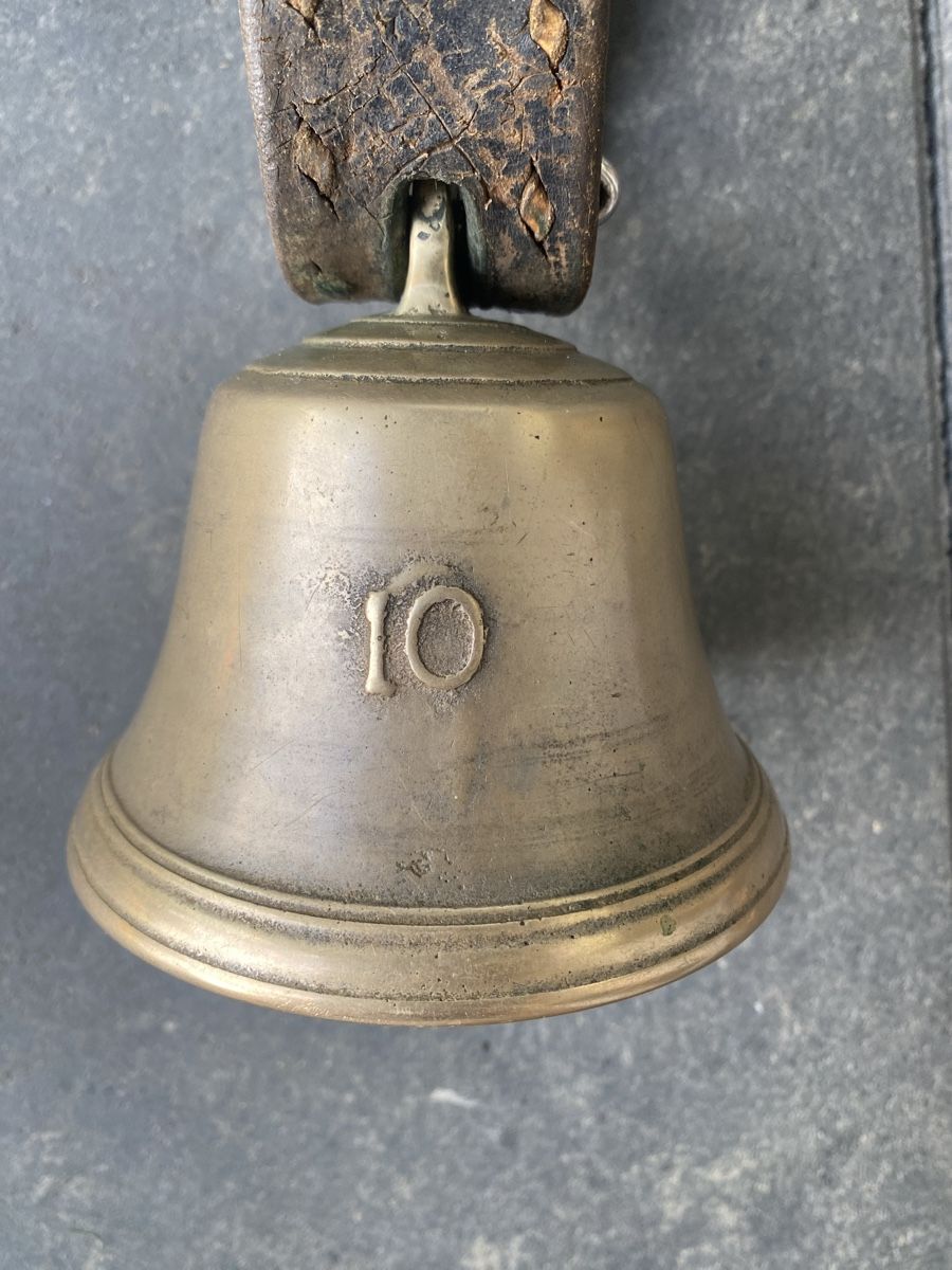 Campanacci mucche: Schöne alte Glocke LU – Usato da Mosnang venduto da Goldwasser 4