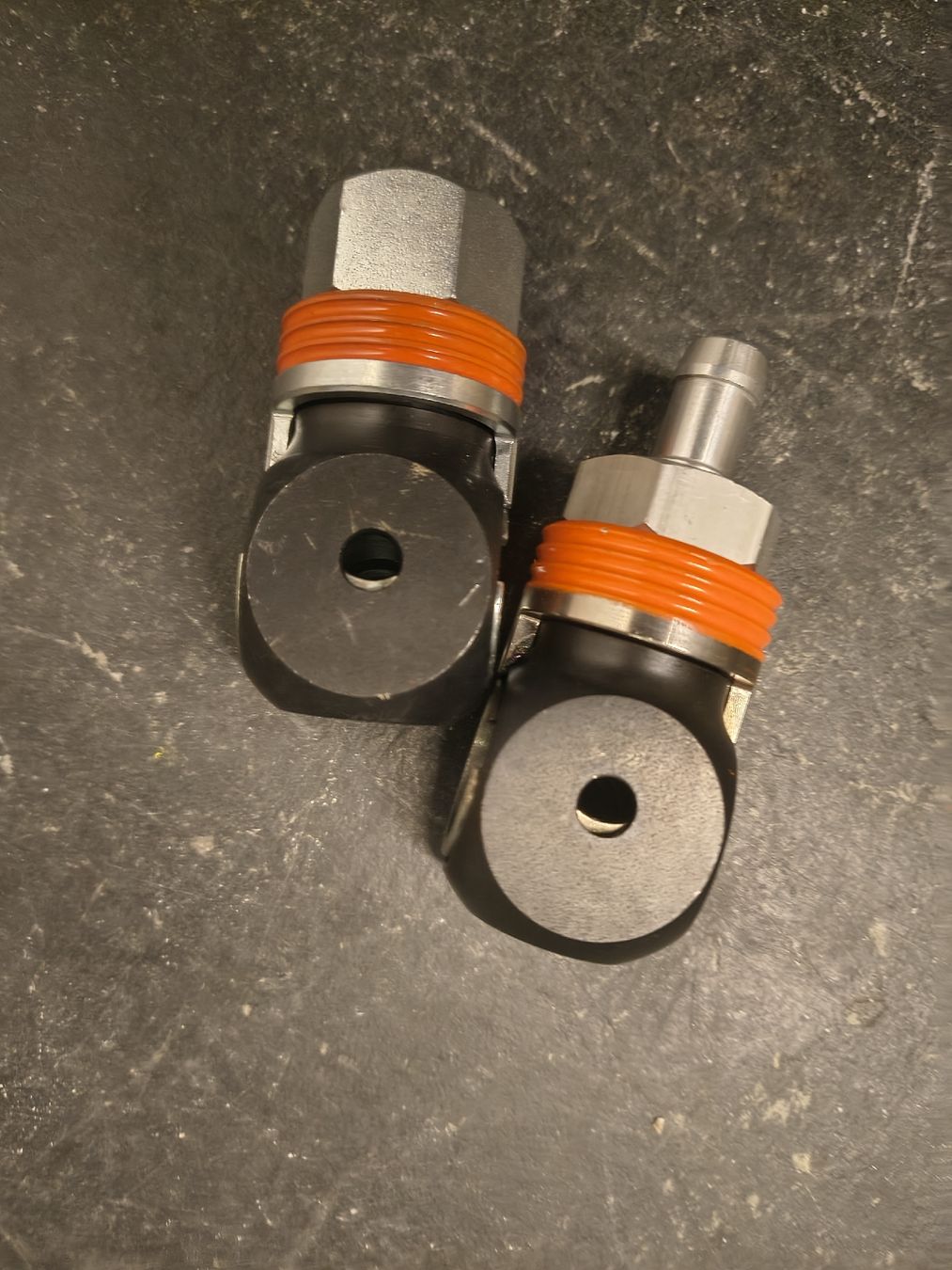 Compressori: Anschlüsse für Kompressorluft – Usato da Othmarsingen venduto da geo_c2m6 1