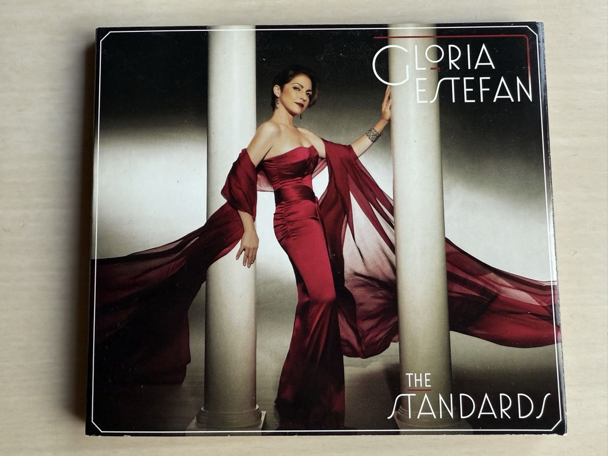 CDs: Gloria Estefan - The Standards CD 2013 – D'occasion à Oberried Brienz par Chyara