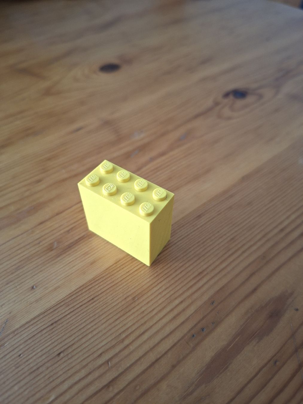 Lego Spielzeuge: Legoland Sammlerstein 2011 – Gebraucht aus Schattenhalb von moe_p9js 1