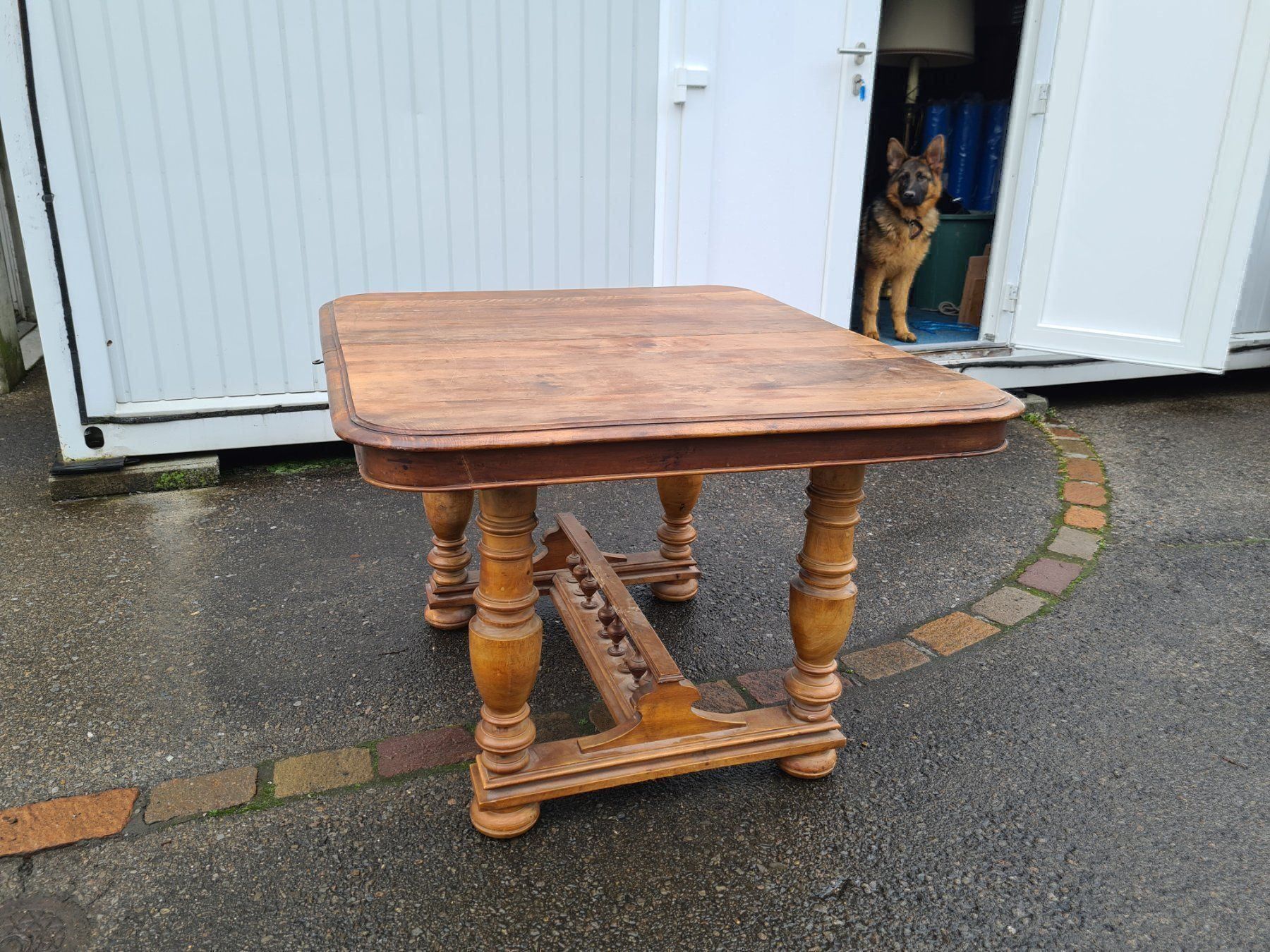 Tavoli: Table ancienne – Usato da Monthey venduto da 187-zeroo 2
