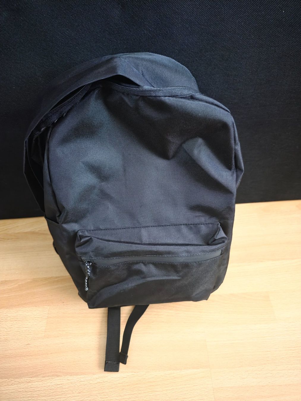 Rucksäcke: Rucksack schwarz ein Fach – Gebraucht aus Reichenburg von Mischna