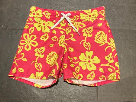 Sommershorts von OshKosh, Grösse 6 (122)