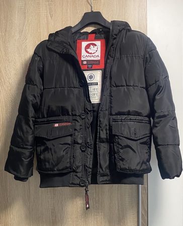 Kinder Winterjacke schwarz Grösse M/M (10/12)