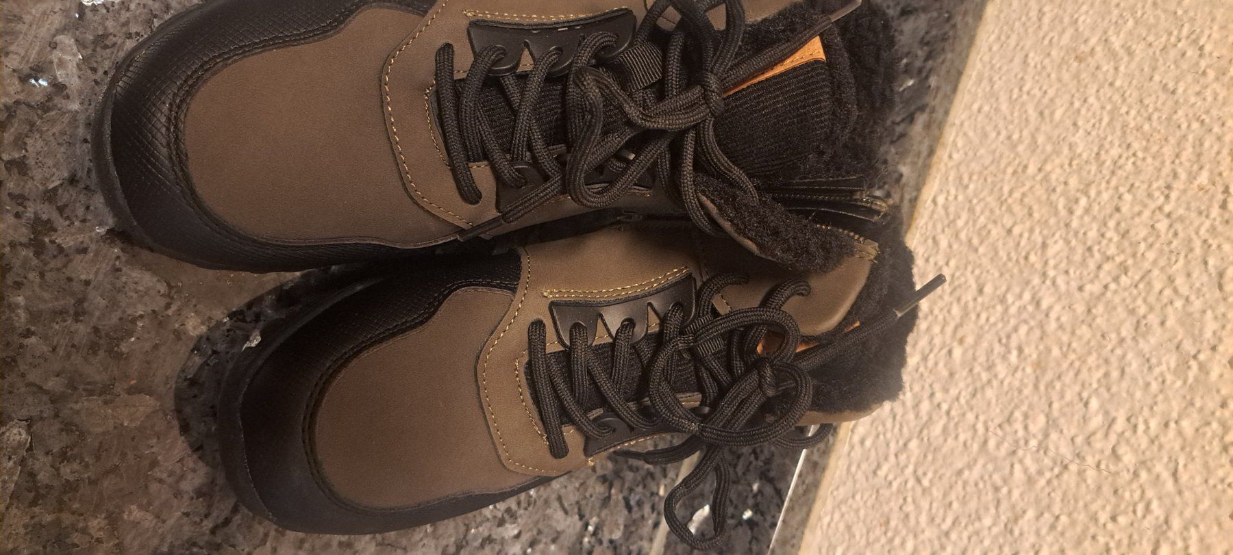 Scarpe per ragazzi: Stiefel Junge Grösse 36 neu – Usato da Zürich venduto da blokus12