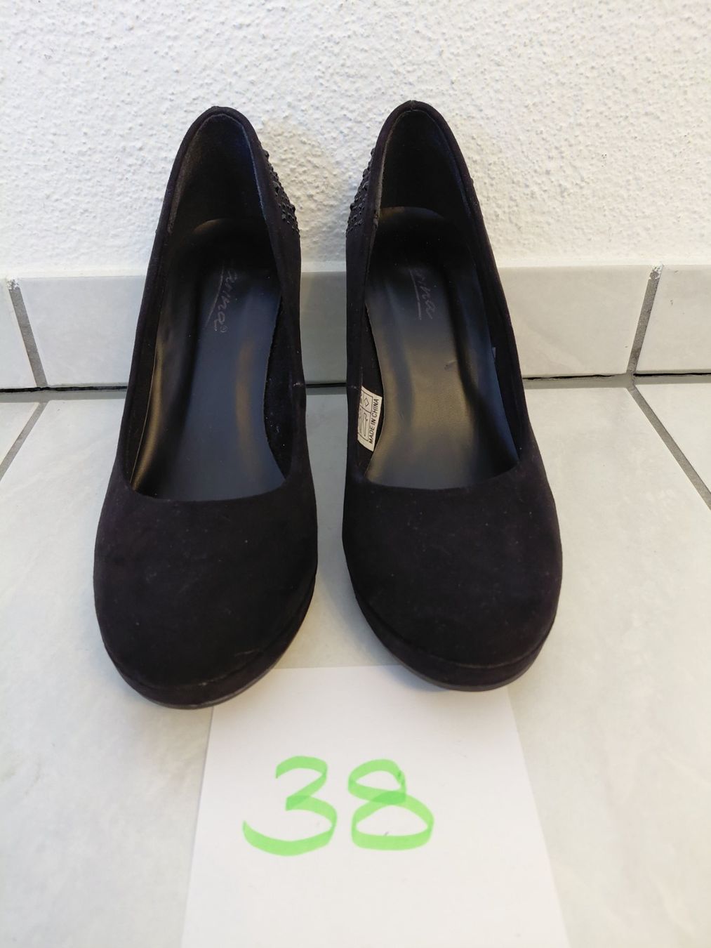 Scarpe da donna: Damenschuhe Carina, Grösse 38 – Usato da Schwyz venduto da Gilmour83 1