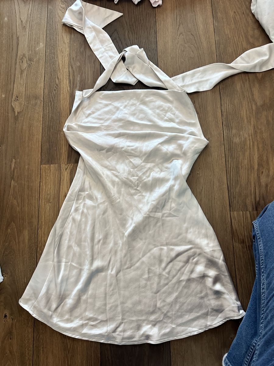 Vestiti: Brand new Hellomolly dress – Nuovo (secondo la descrizione) da Bachenbülach venduto da cookiecutter 6