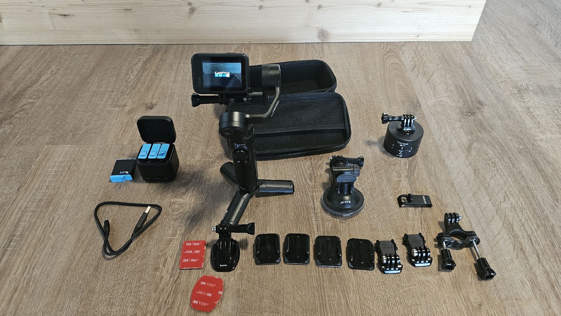 Gopro Action Cam: GoPro 10 mit  Zubehör – D'occasion à Eschenbach SG par 1kg 5
